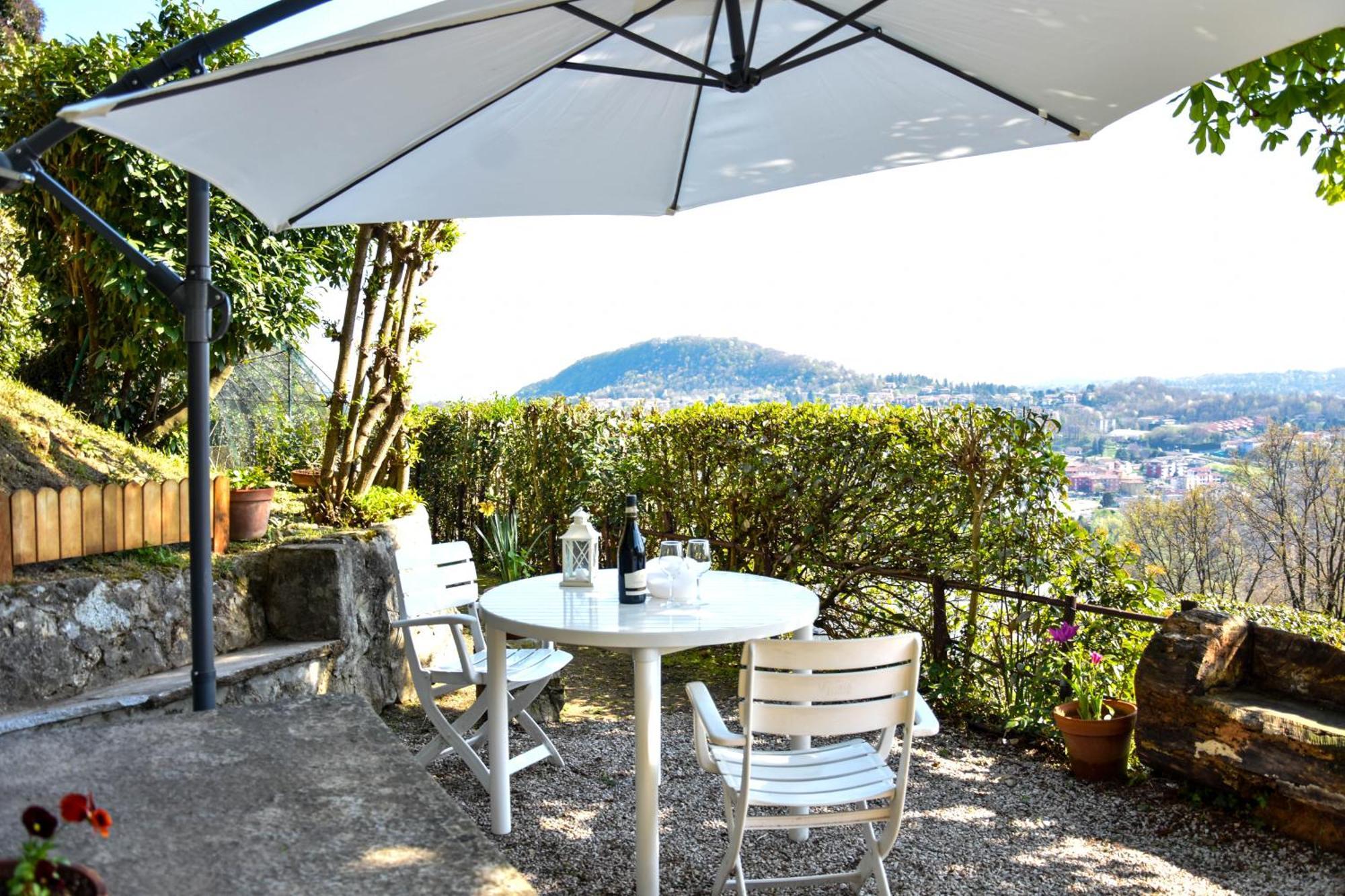 Villa Antonella, App. Vittoria Tavernerio Kültér fotó